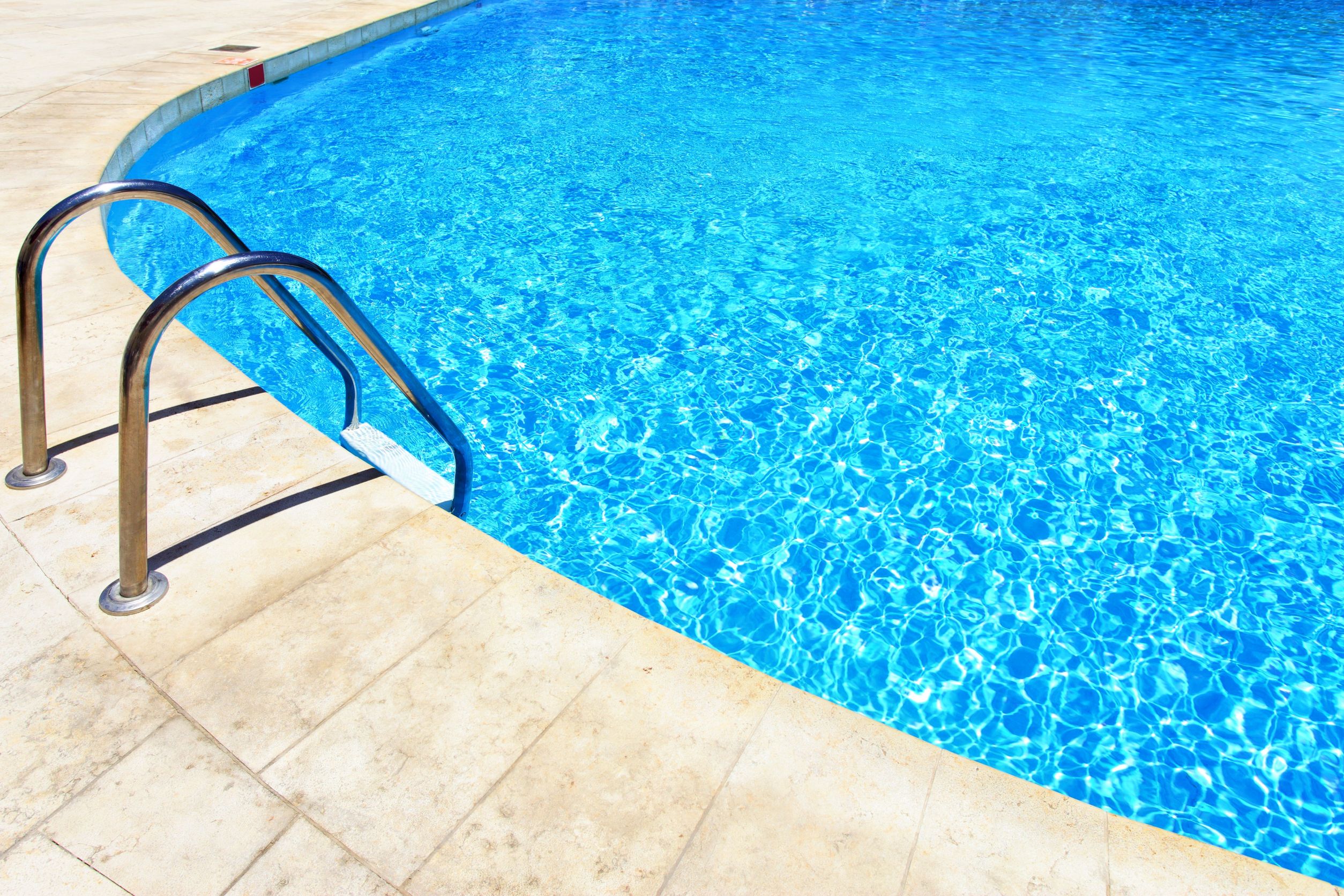 Tips to Follow When Purchasing a Pool Sanitizer