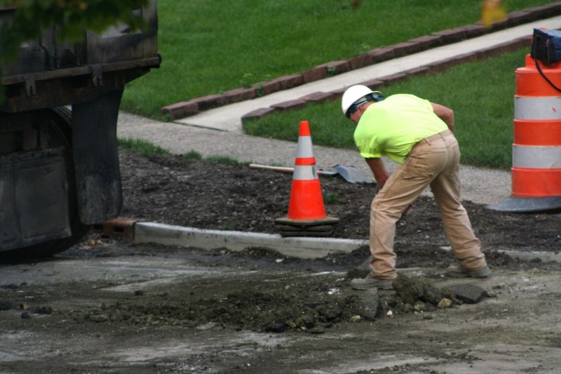 Need a Paving Company? Here are 3 Handy Hiring Tips