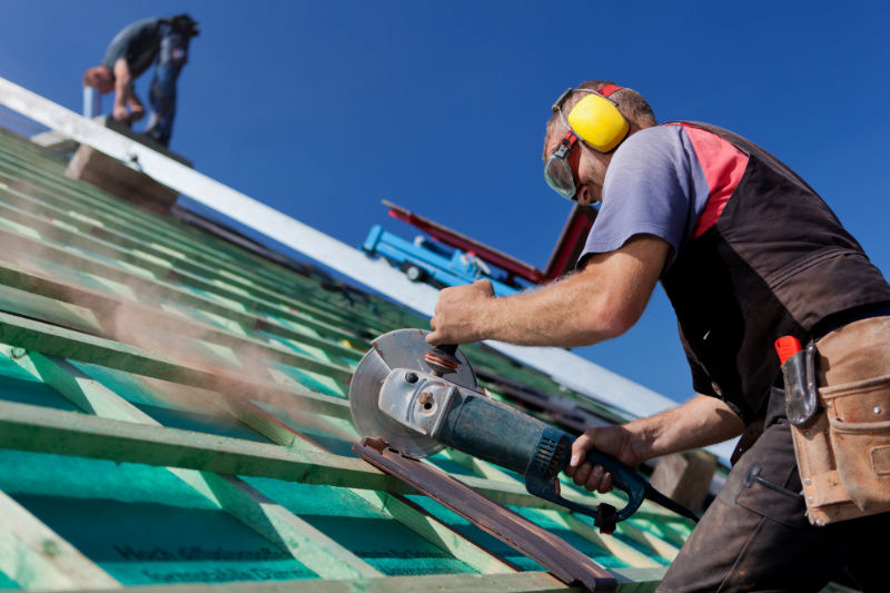 Situations That Call for the Expertise of a Roofer in Naperville, IL