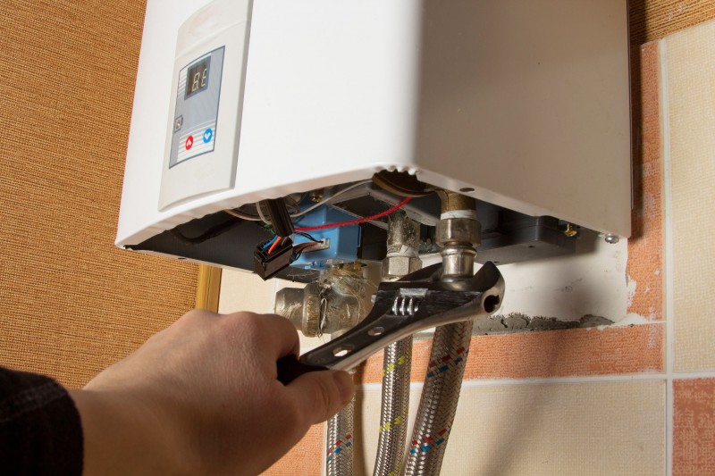 Tankless Water Heater Installation: The Benefits of Going Tankless Over Standard Water Heaters