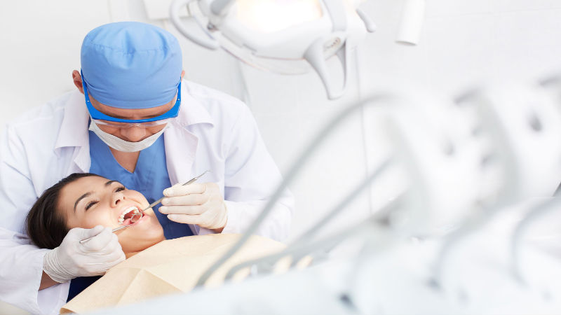 Considerations Before Receiving A Dental Implant