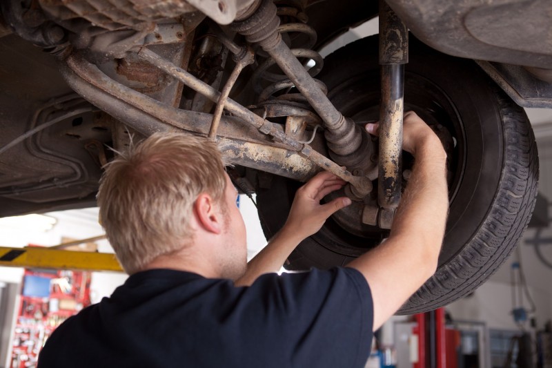 4 Signs That a Car Needs Auto Brake Repairs in White Bear Lake MN