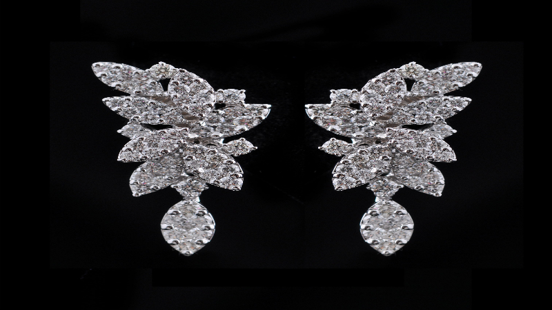 What Are Certified Diamond Earrings?