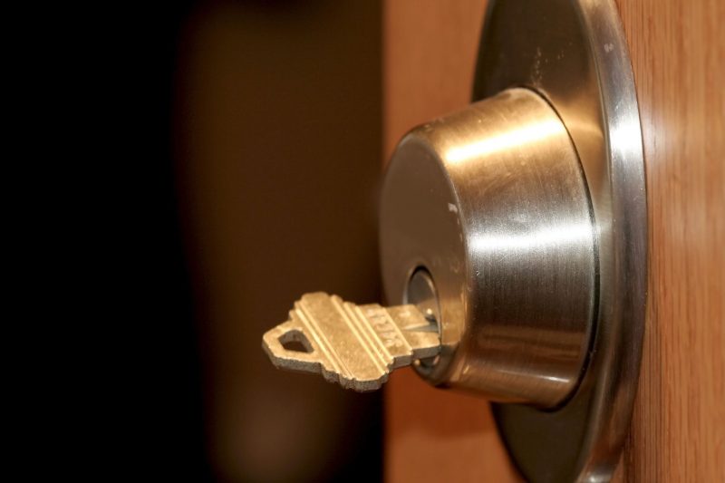 3 Things to Consider When Hiring a Lock Company in Chicago