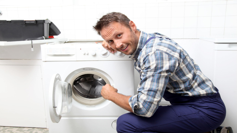 4 Ties It’s Best to Get Pros for Dryer Repair