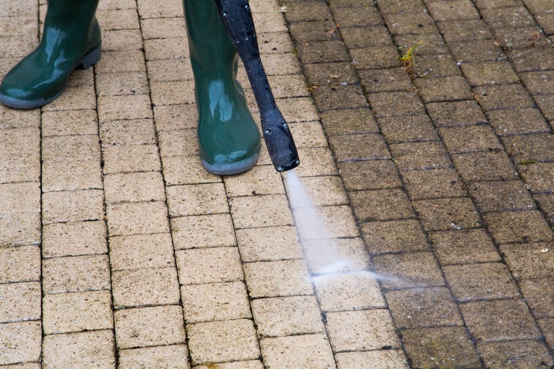 Boost Your Mobile Cleaning Business Efficiency Using a Pressure Cleaning Trailer